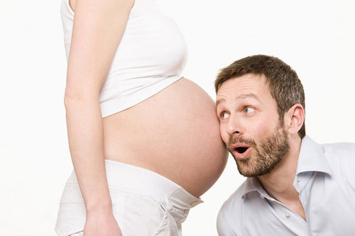 mang thai quan hệ có ảnh hưởng đến thai nhi
