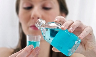 cách sử dụng nước súc miệng Listerine