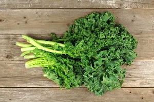 vitamin K có trong thực phẩm nào rau cải xoăn